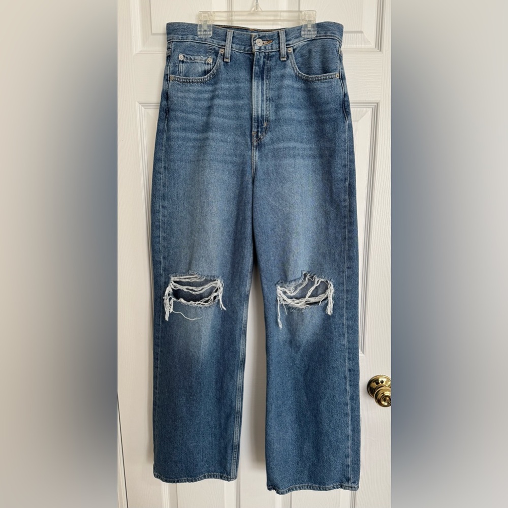 Levi’s Distressed Wide Leg Jeans 28x31